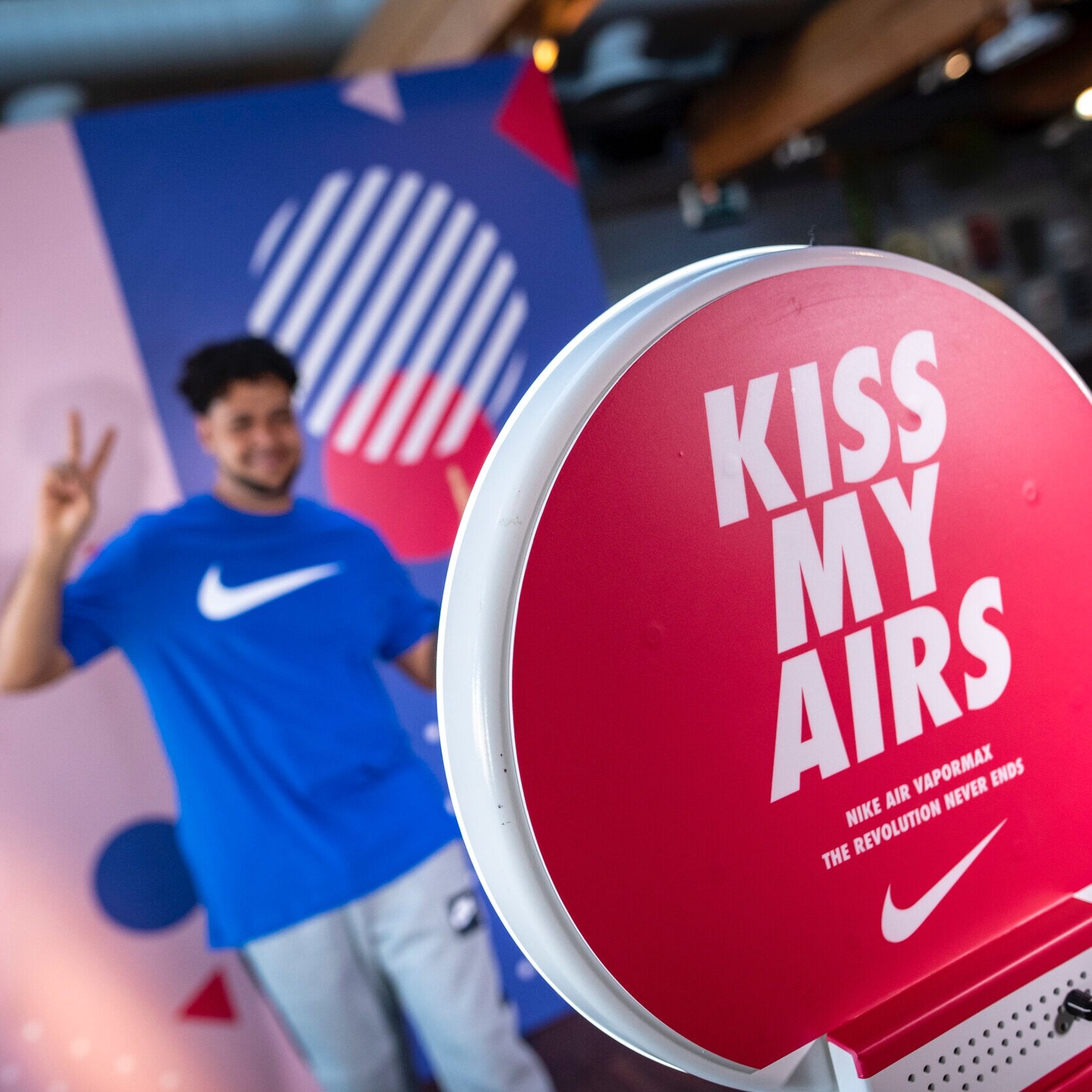 Branded Selfie pod hire from Photobomb