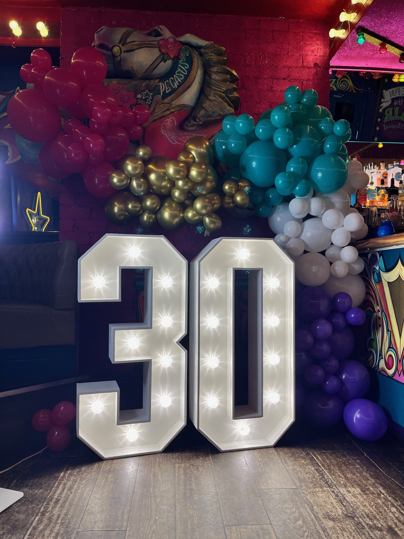 Light up 30 with balloons